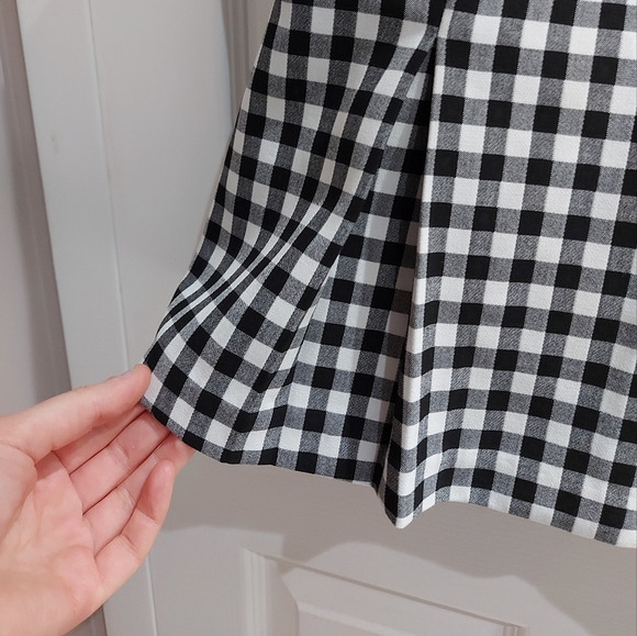 NWOT, Diane Von Furstenberg | Monochrome Gingham Plaid Sleeveless Top - Picture 7 of 16